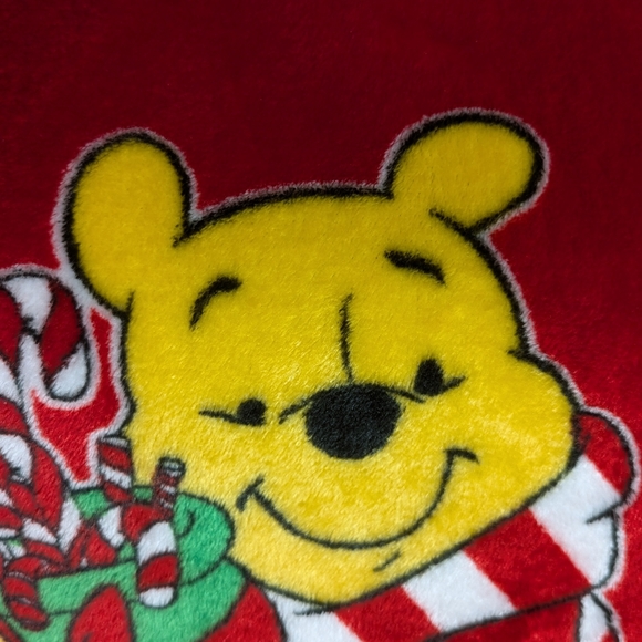 Disney Winnie the Pooh Christmas Holiday LS top size XL red yellow green - Picture 3 of 10